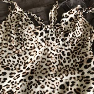nordstrom Dresses - Row🖤A animal print dress nordstrom Dresses - Row🖤A animal print dress